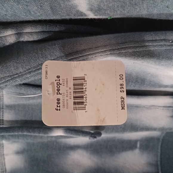 FP MOVEMENT HOODIE SWEATER SIZE M HOST PICK! - Picture 5 of 9